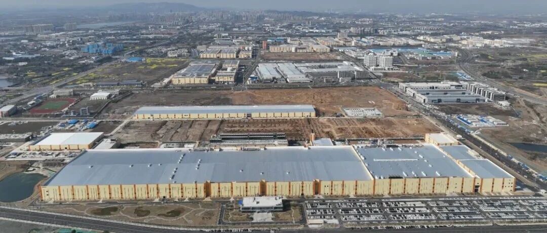 明年初投用！亿纬动力湖北基地项目喜迎新进展