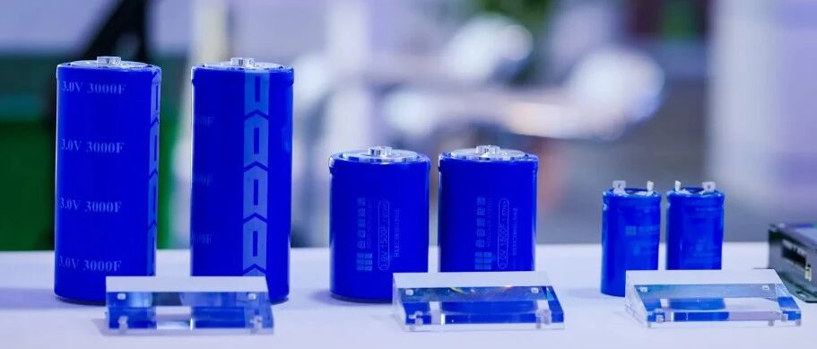 锂离子电容器（LIC）与双电层电容器（EDLC）的核心区别详解